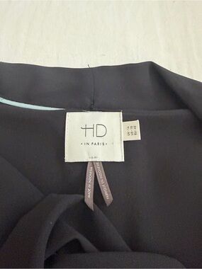 HD in Paris Black Top with Subtle Tag Detail